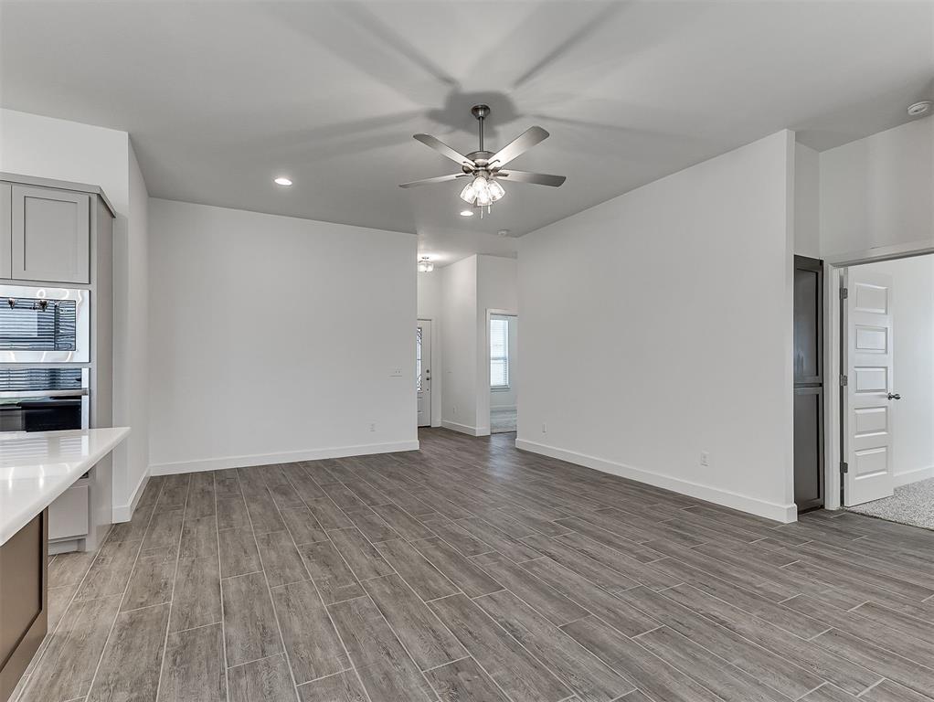 9320 Nw 143rd Street Property Photo 12