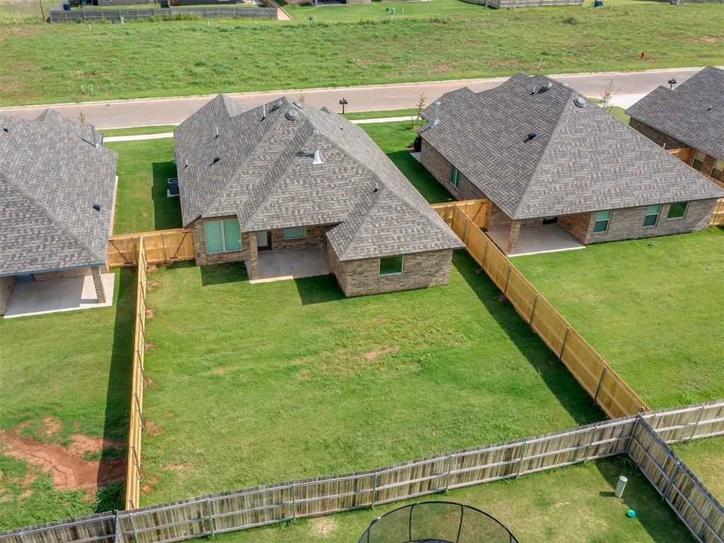 9320 Nw 143rd Street Property Photo 43