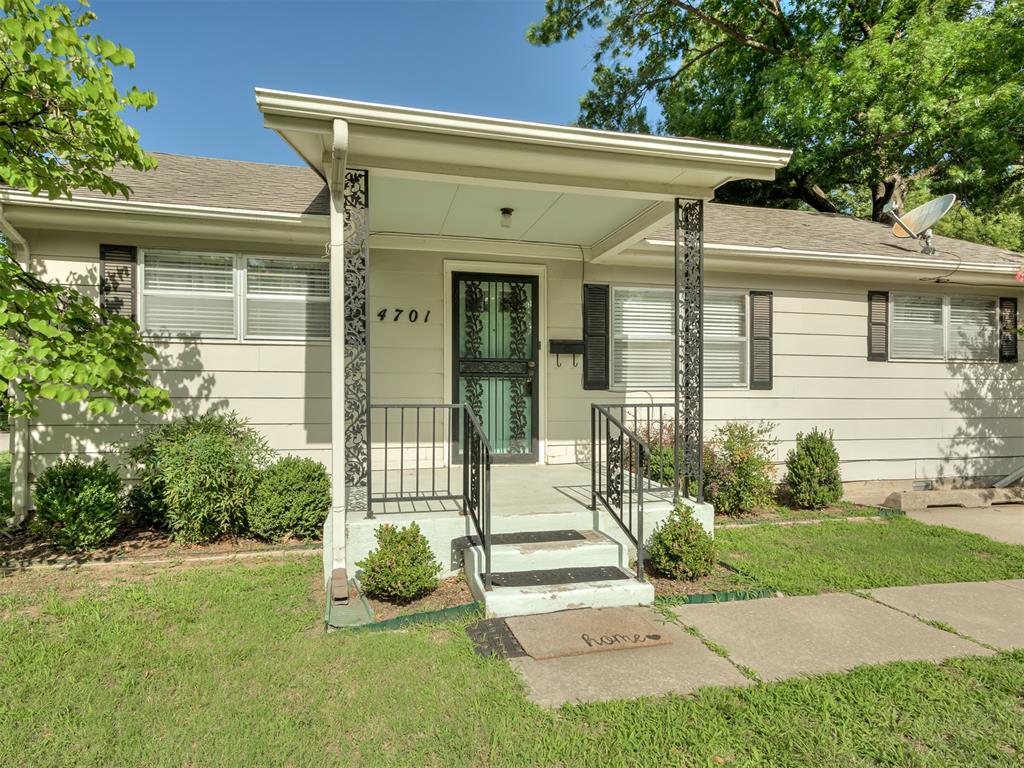 4701 N Peniel Avenue Property Photo 2