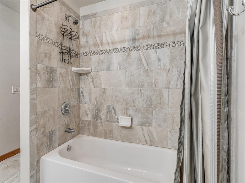 4701 N Peniel Avenue Property Photo 21