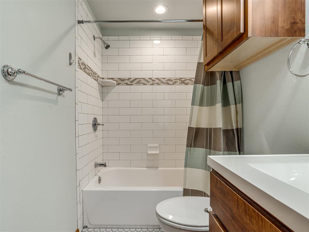 4701 N Peniel Avenue Property Photo 27