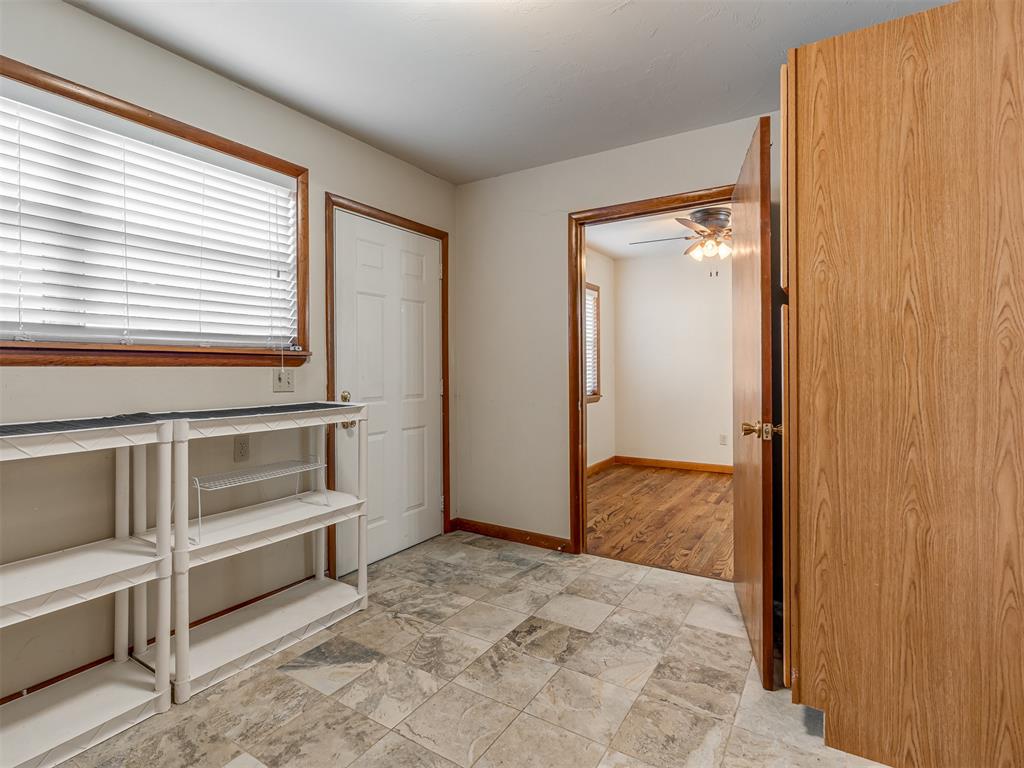 4701 N Peniel Avenue Property Photo 31