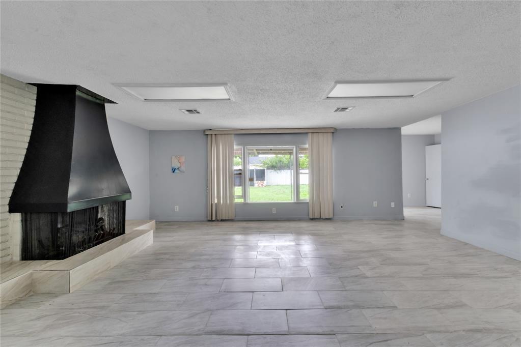 1205 Sw 49th Street Property Photo 7