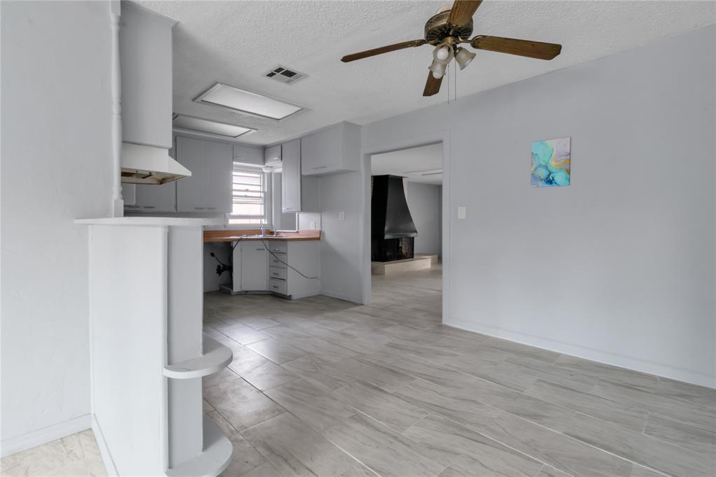 1205 Sw 49th Street Property Photo 14