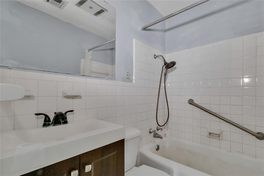 1205 Sw 49th Street Property Photo 34