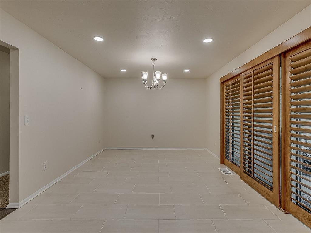 5012 Nw 62nd Terrace Property Photo 6