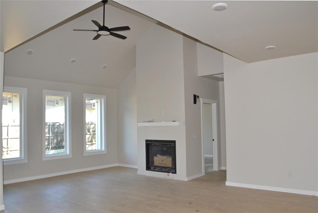 2909 Nimitz Boulevard Property Photo 4