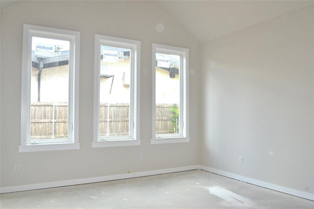 2909 Nimitz Boulevard Property Photo 11