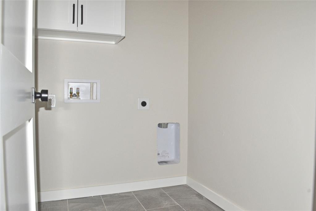 2909 Nimitz Boulevard Property Photo 17