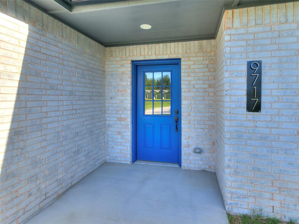 9717 Ne 10th Street Property Photo 7