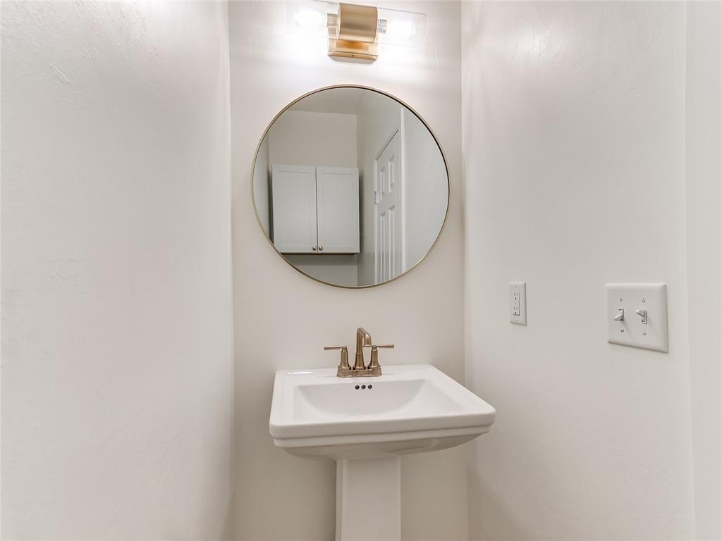 9717 Ne 10th Street Property Photo 14