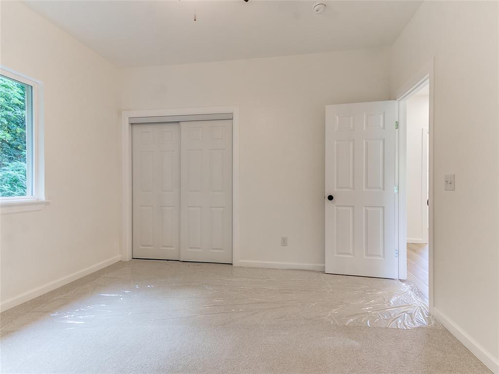 9717 Ne 10th Street Property Photo 20