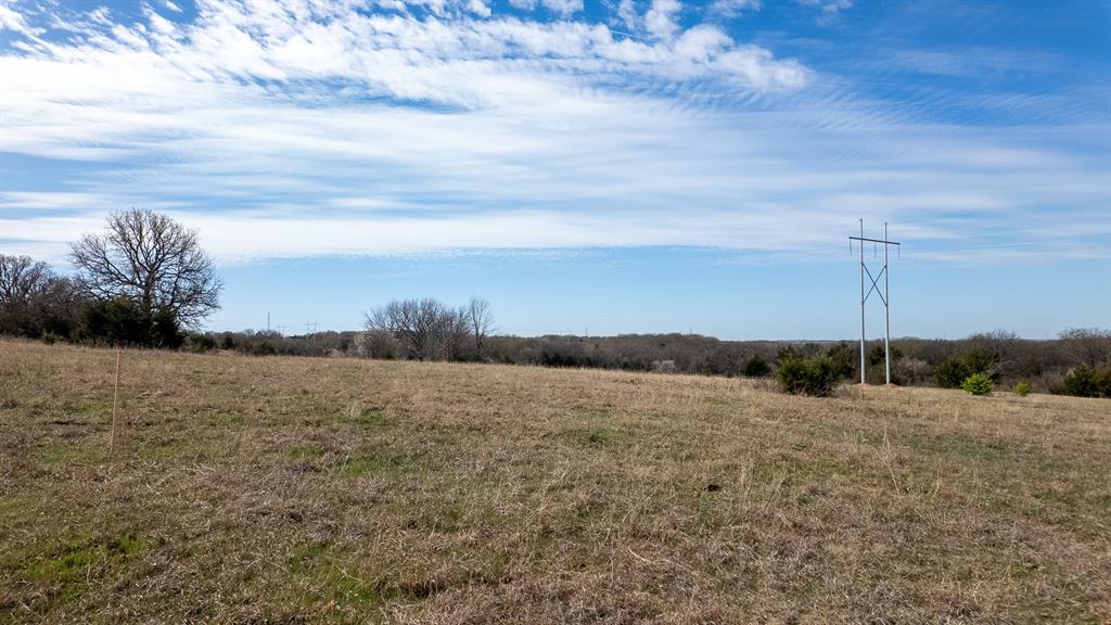 Tire Iron Road Property Photo 5