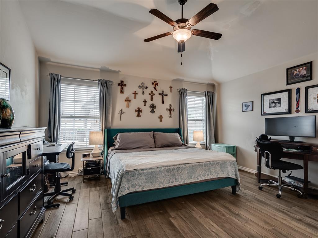 2108 Manderly Court Property Photo 14