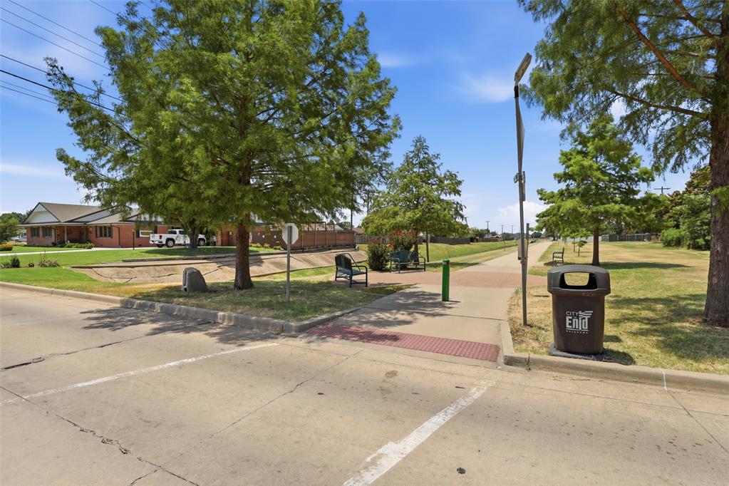 1810 Ponca Avenue Property Photo 27