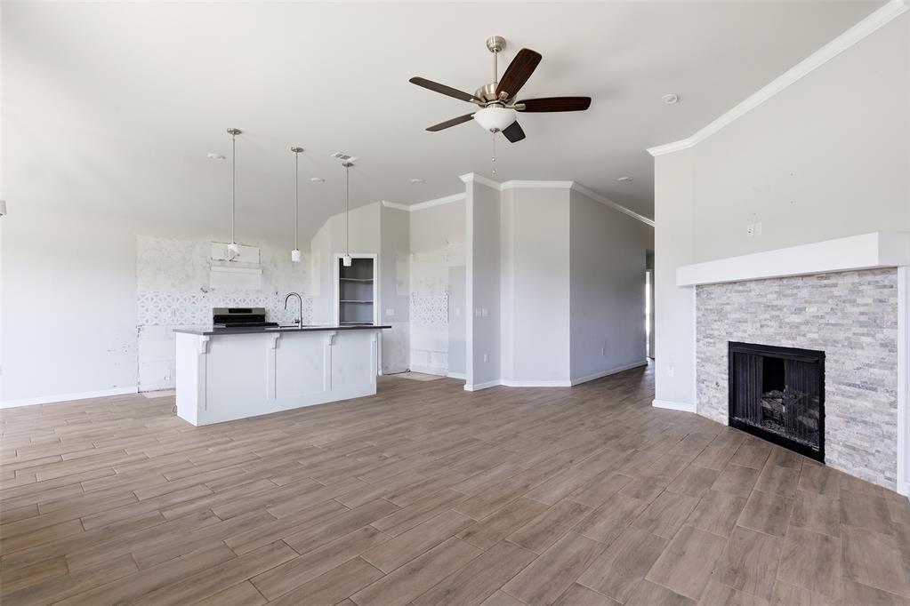 2302 Arcady Avenue Property Photo 4