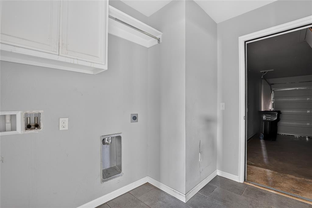 2302 Arcady Avenue Property Photo 15