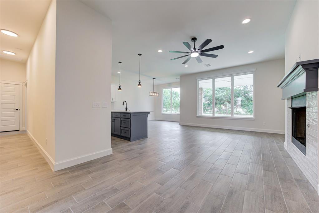 3014 Pescara Drive Property Photo 3