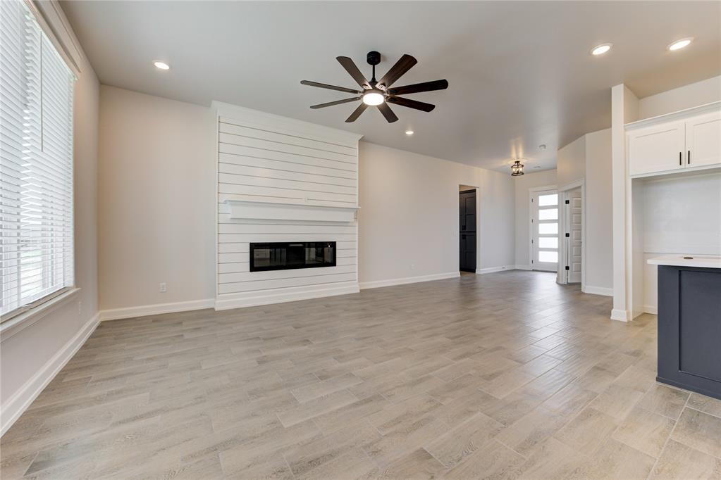 3014 Pescara Drive Property Photo 4