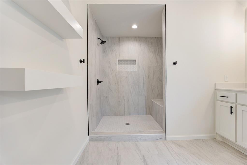 3014 Pescara Drive Property Photo 19