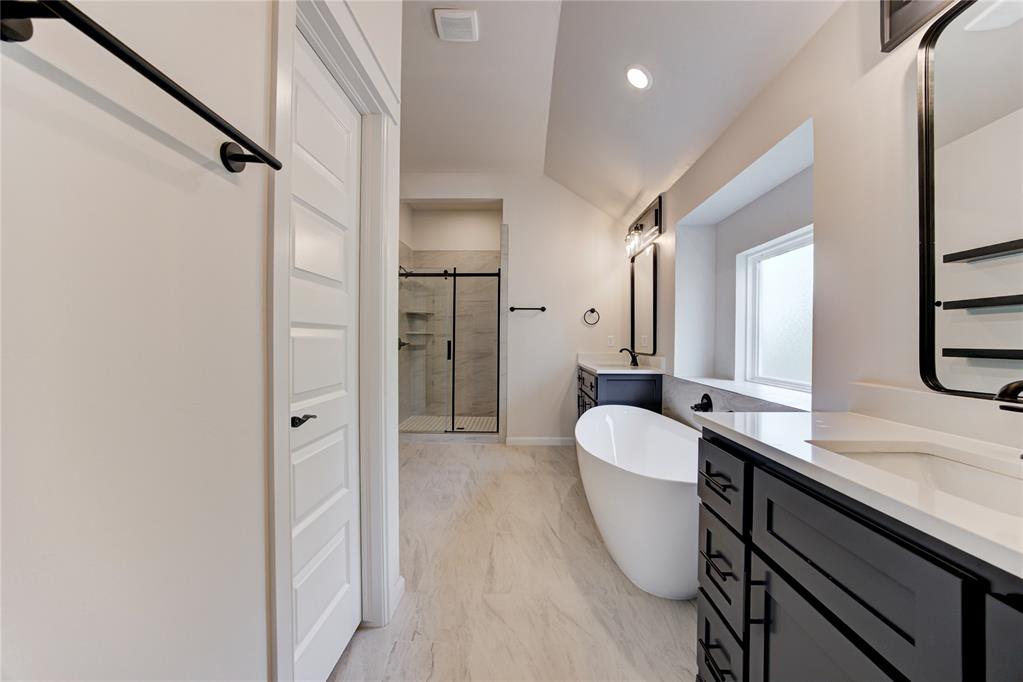 3014 Pescara Drive Property Photo 21