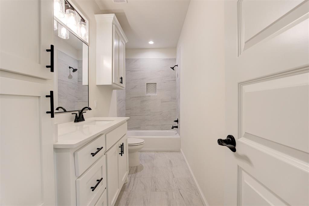 3014 Pescara Drive Property Photo 23