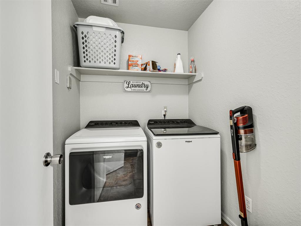 14335 N Pennsylvania Street 33b Property Photo 16