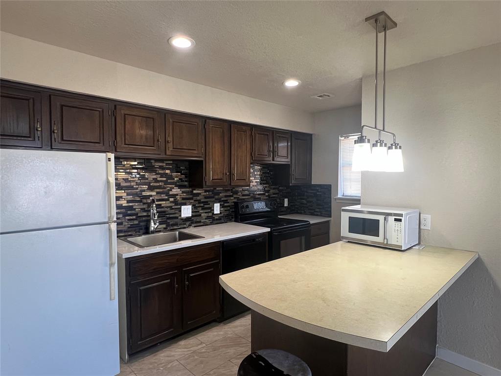 14405 N Pennsylvania Avenue 6 Q Property Photo 4