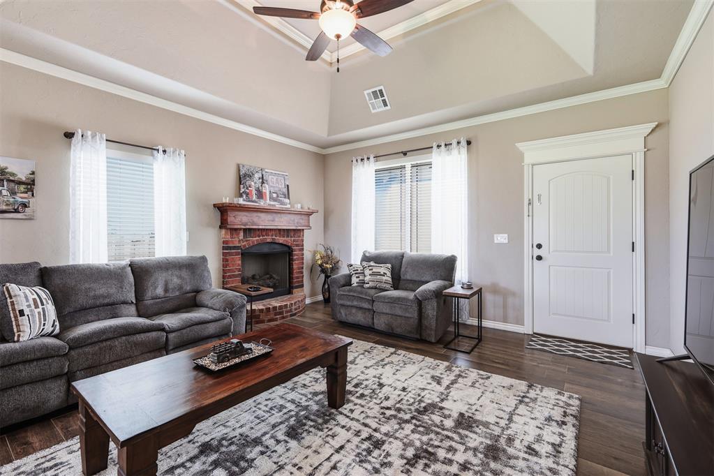 20559 Creekside Drive Property Photo 7