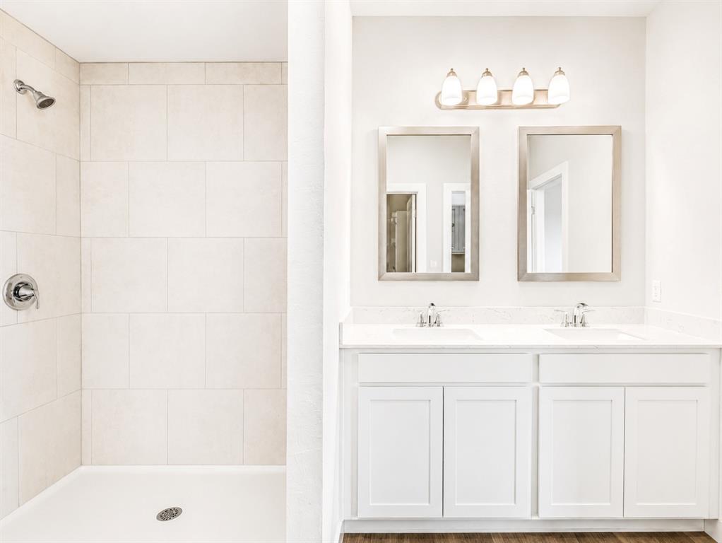 5631 Grassland Drive Property Photo 8