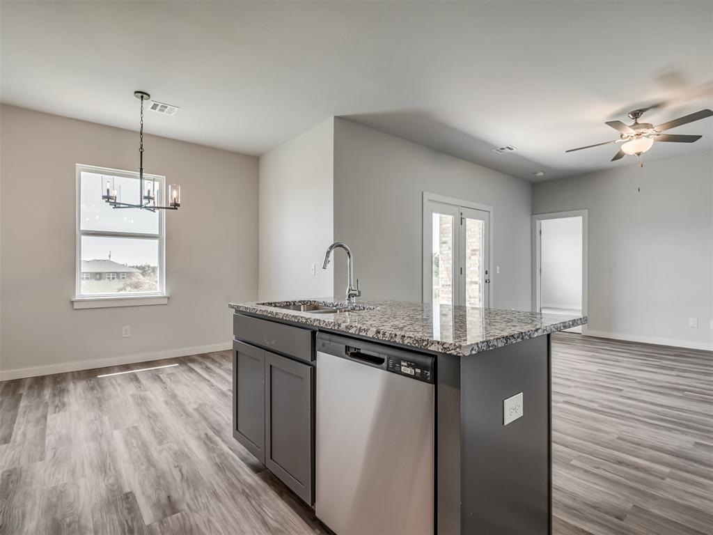 5661 Grassland Drive Property Photo 10