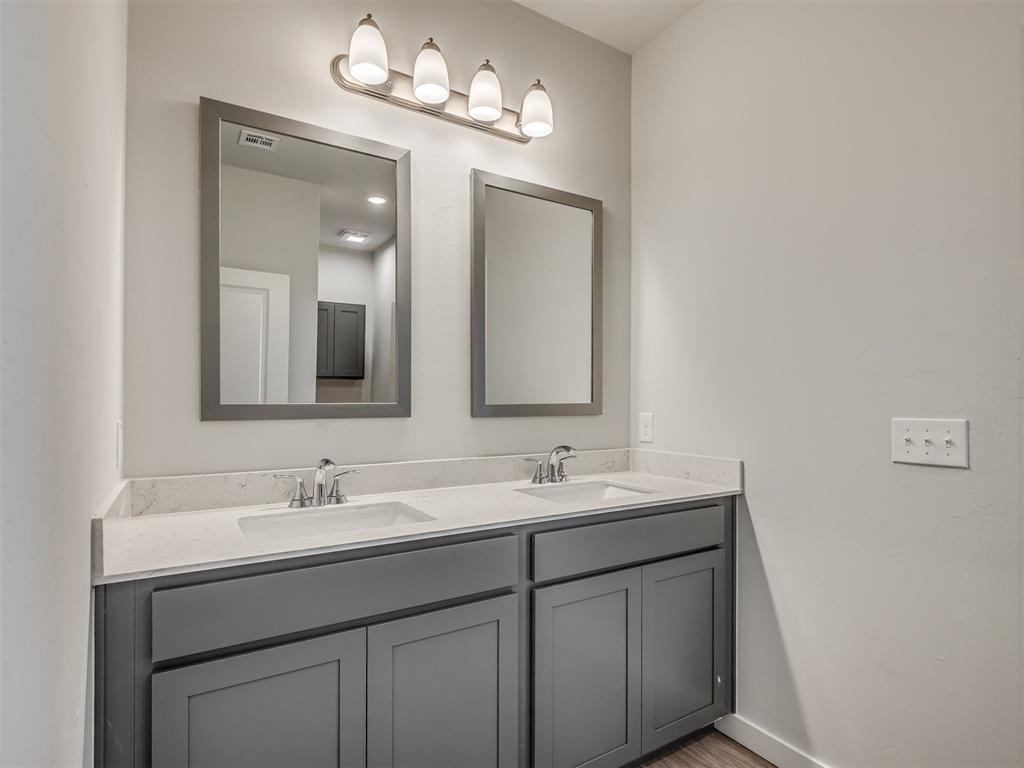 5661 Grassland Drive Property Photo 17