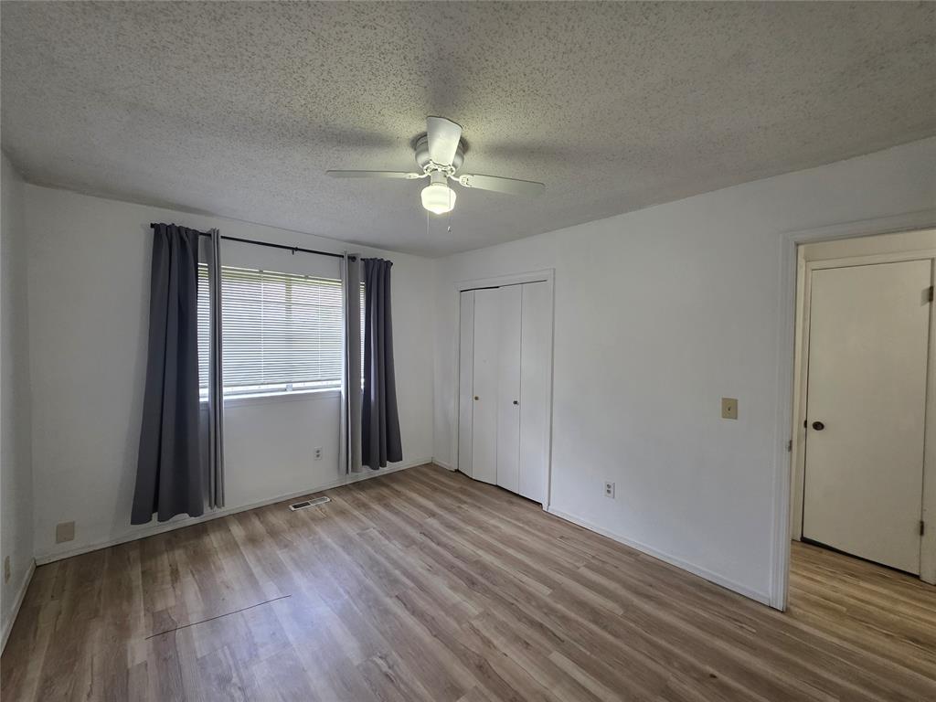 939 Sw 98th Street Property Photo 9