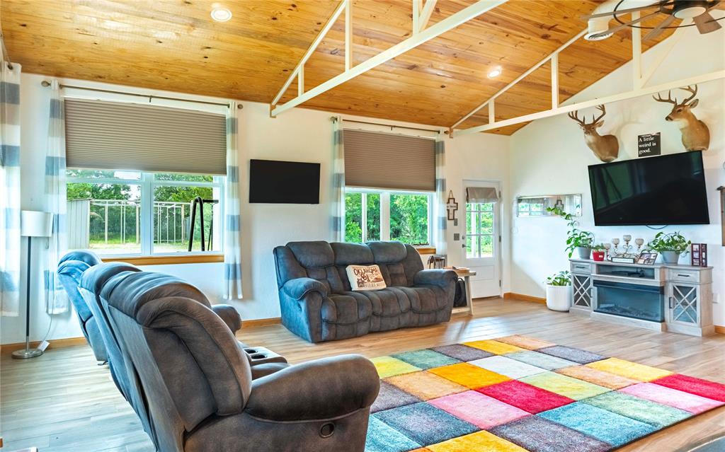 5021 Red Hill Road Property Photo 6