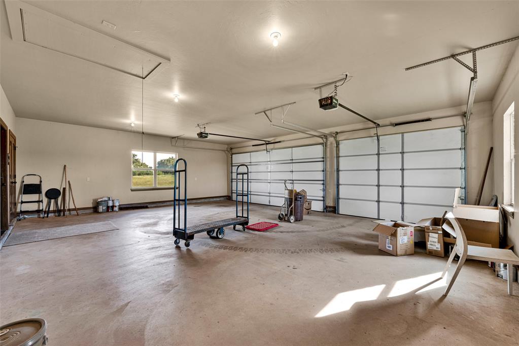 2080 County Road 1430 Property Photo 38