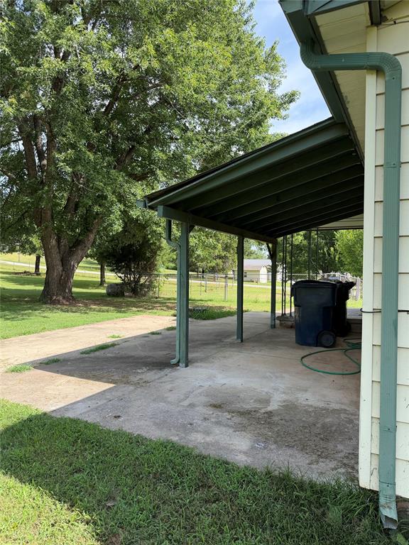 8700 S Westminster Road Property Photo 32