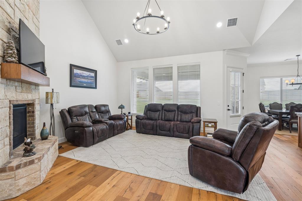 1105 Dorsi Way Property Photo 15
