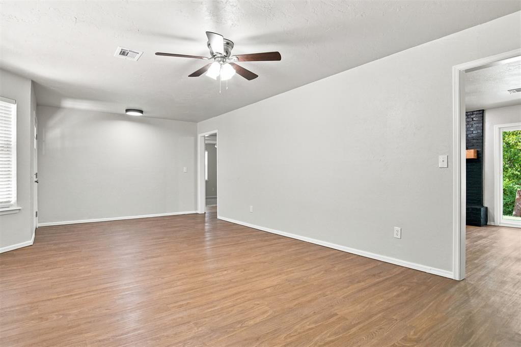 5517 Timber Lane Property Photo 10