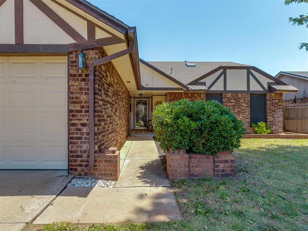 13216 Moccasin Lane Property Photo 5