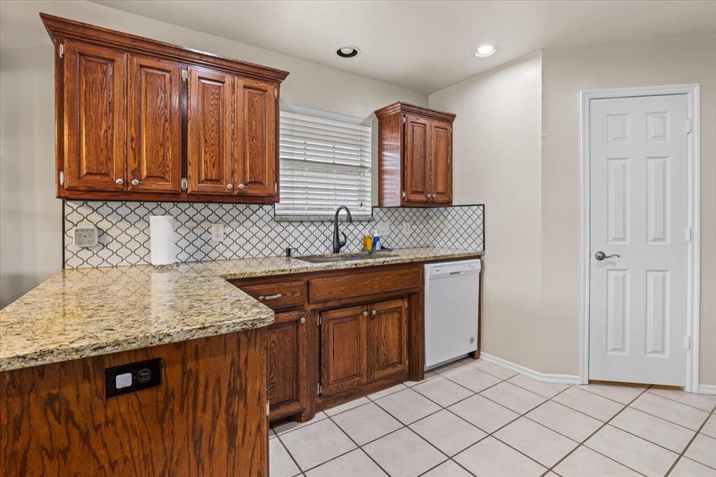 10308 Aberdeen Drive Property Photo 10
