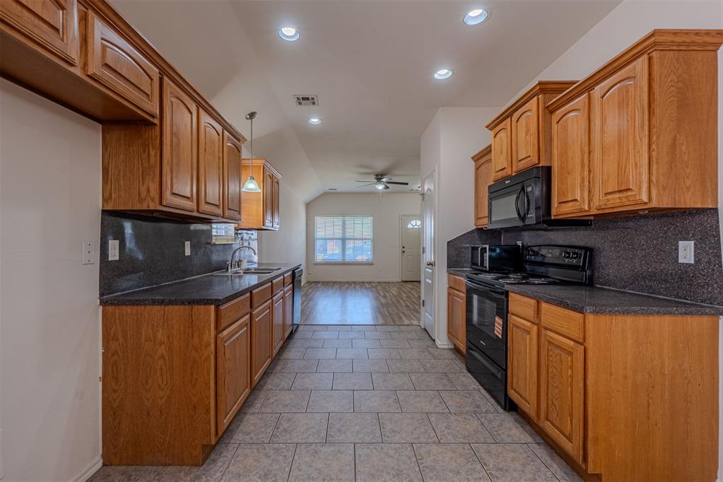 4516 Se 80th Street Property Photo 11