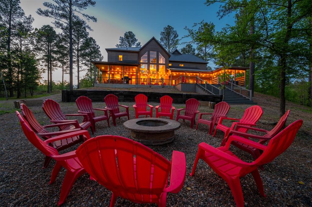 48 Persimmon Leaf Trail Property Photo 1