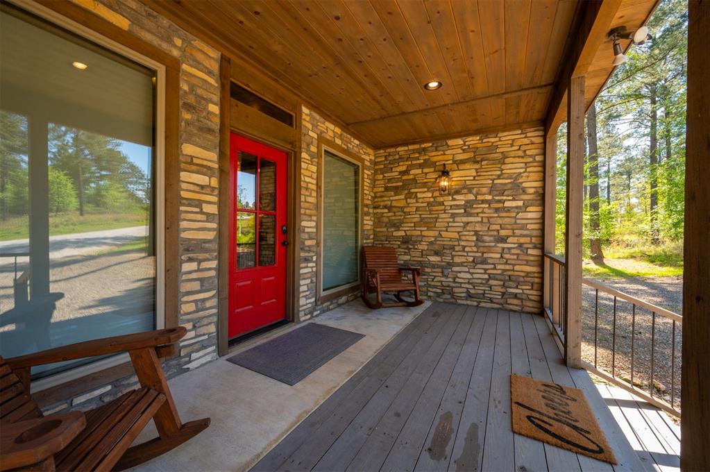 48 Persimmon Leaf Trail Property Photo 4
