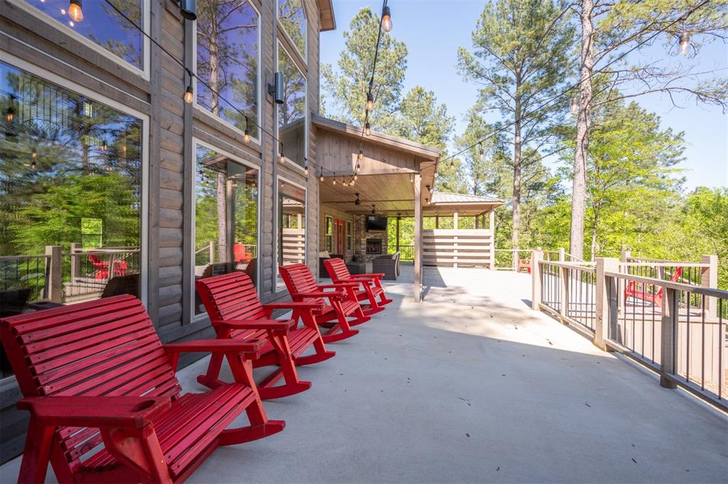 48 Persimmon Leaf Trail Property Photo 28