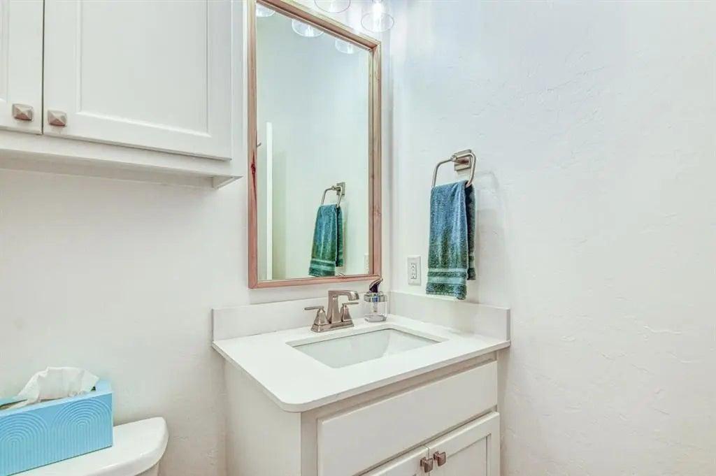 3313 Quidnet Road Property Photo 26