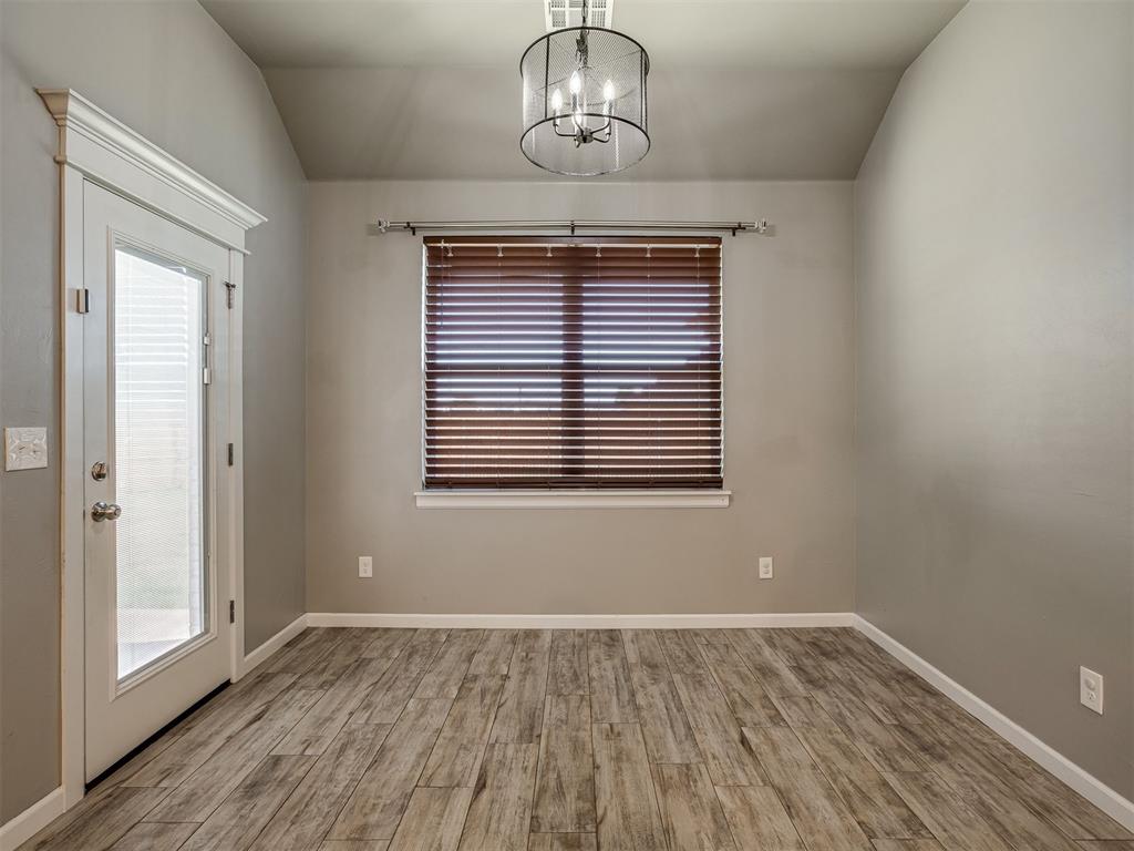 4300 N Westway Avenue Property Photo 10