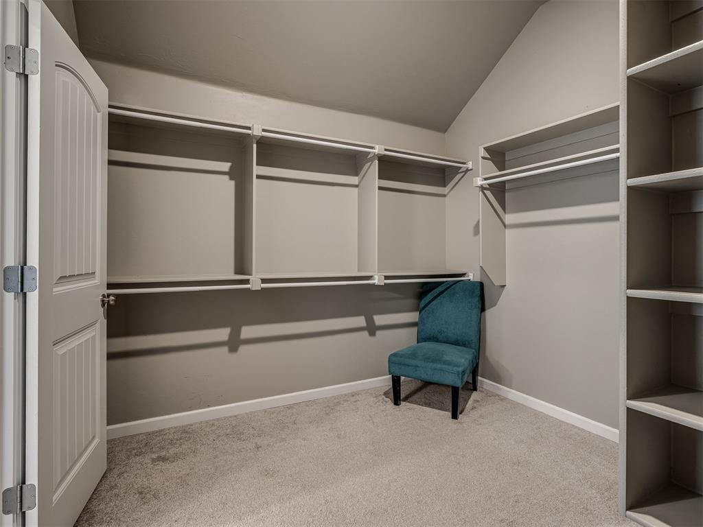 4300 N Westway Avenue Property Photo 20