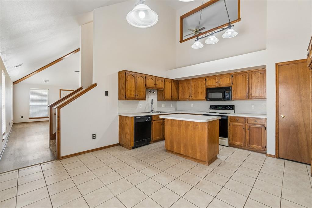1001 Sw 24th Street Property Photo 15