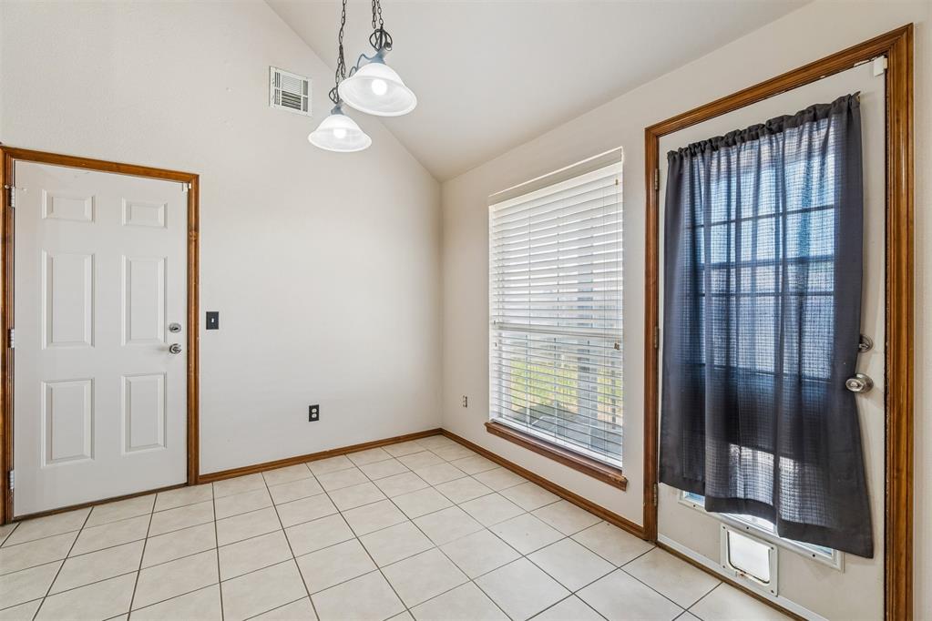 1001 Sw 24th Street Property Photo 16
