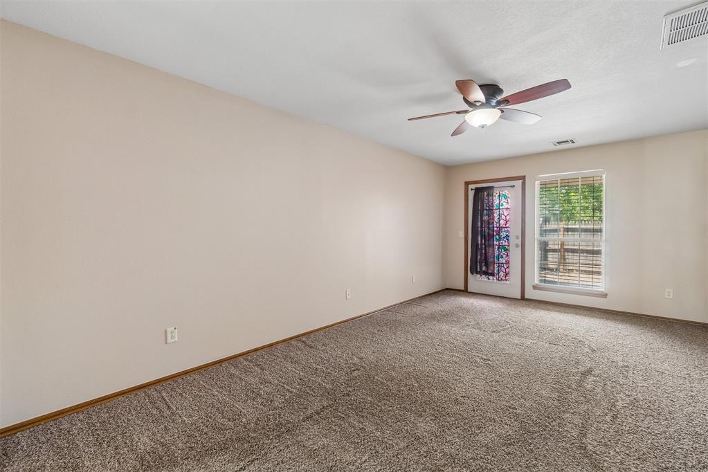 1001 Sw 24th Street Property Photo 18